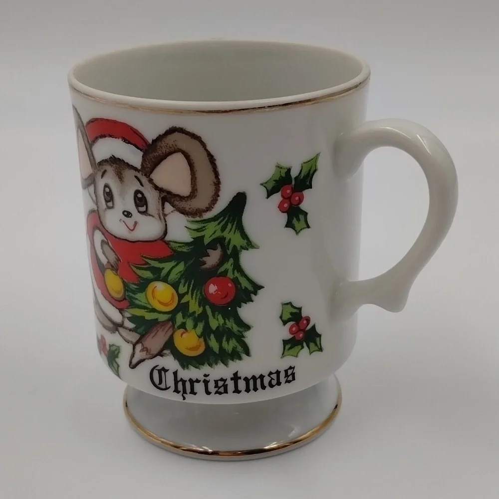 Lefton Vintage coffee Christmas Mug Mouse with Christmas Tree Santa